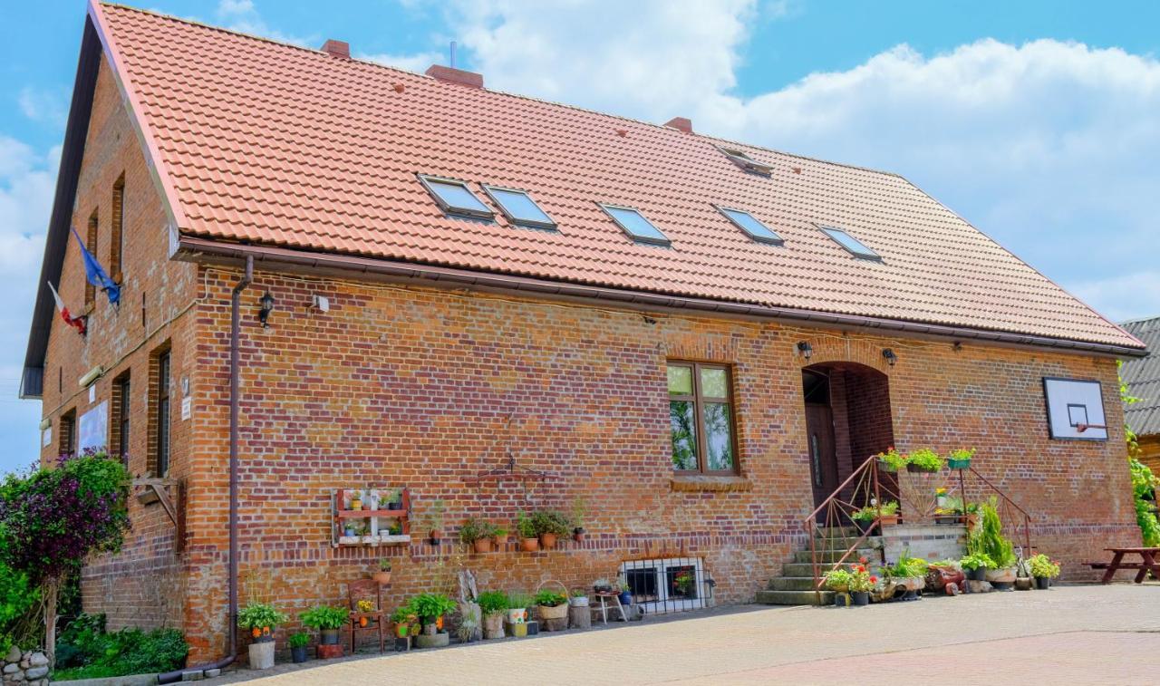 Chata Na Koncu Swiata Czaplin Maly Buitenkant foto